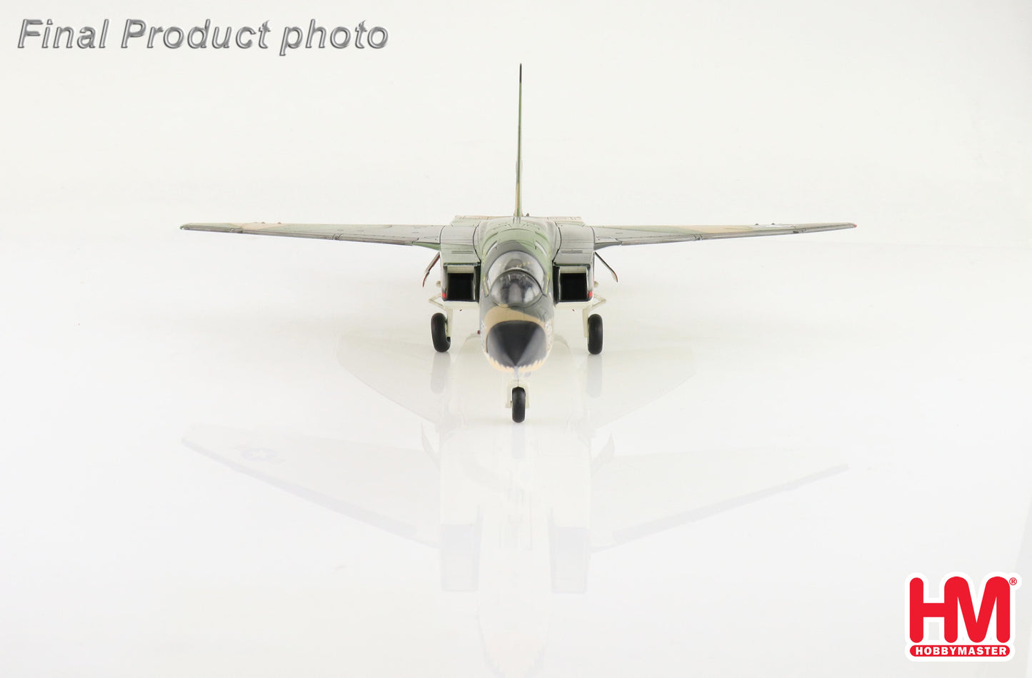 1/72 RA-5C Vigilante "Experimental SEA Camo Scheme" 150834/604 RVAH-13 "Bats" USS Kitty Hawk 1966