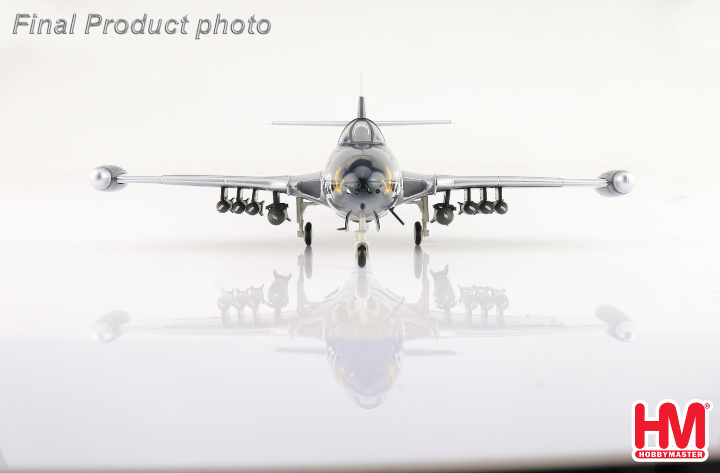 1/48 F9F-5 Panther 201/125584 VF-192 "Golden Dragon" USS Oriskany