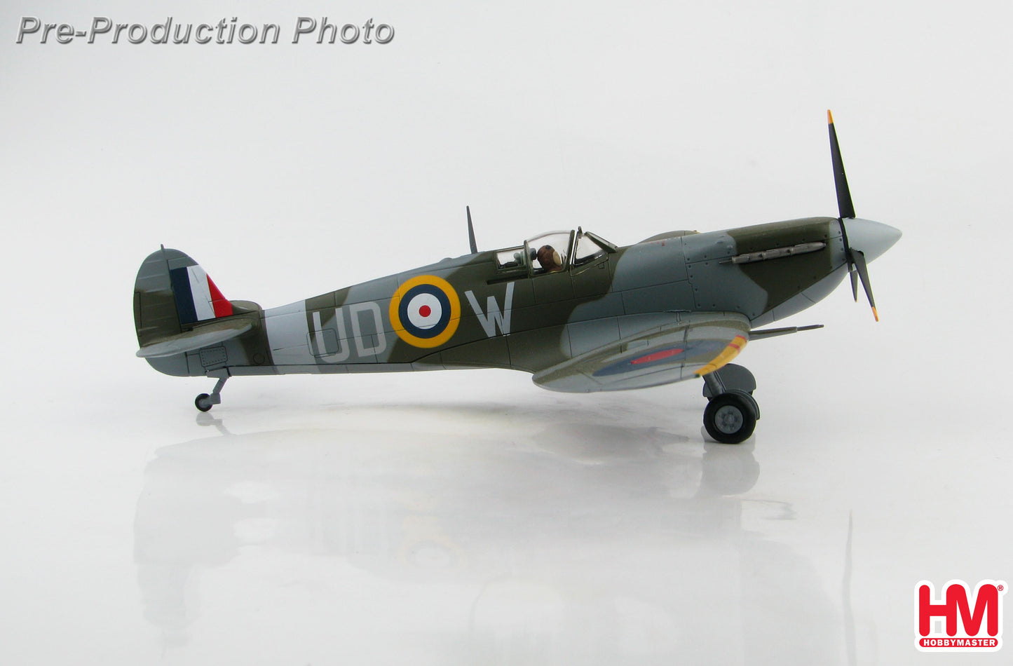 1/48 Spitfire Mk. Vb AB972/UD-W F/L Brendan "Paddy" Finucane No. 452 Sqn. RAAF RAF Kenley Oct 1941