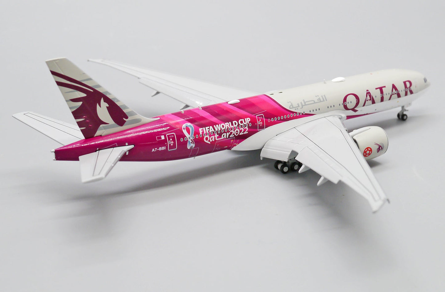 1/400 Qatar Airways B777200LR A7BBI World Cup Livery?