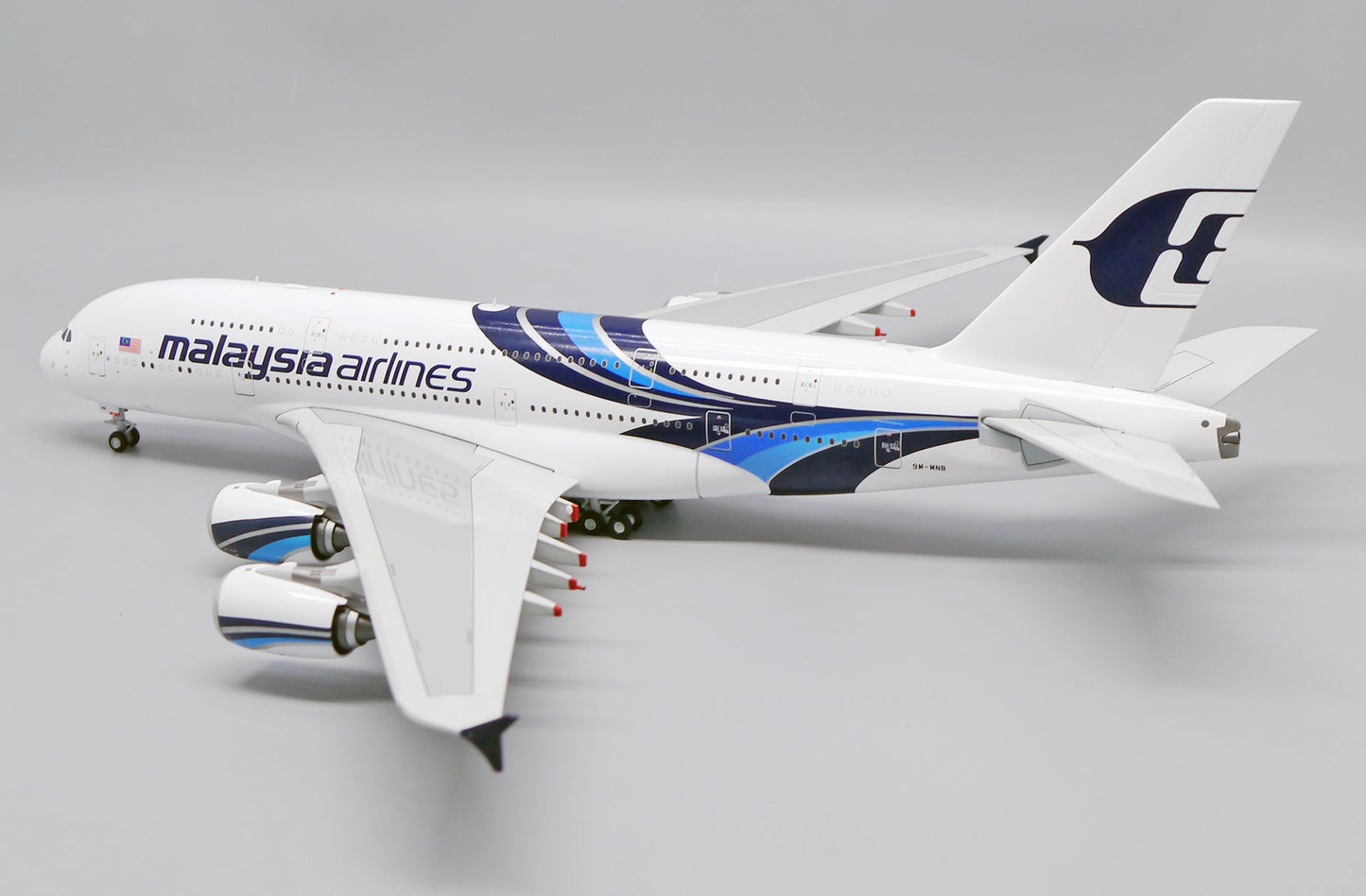 1/200 Malaysia Airlines A380 9MMNB