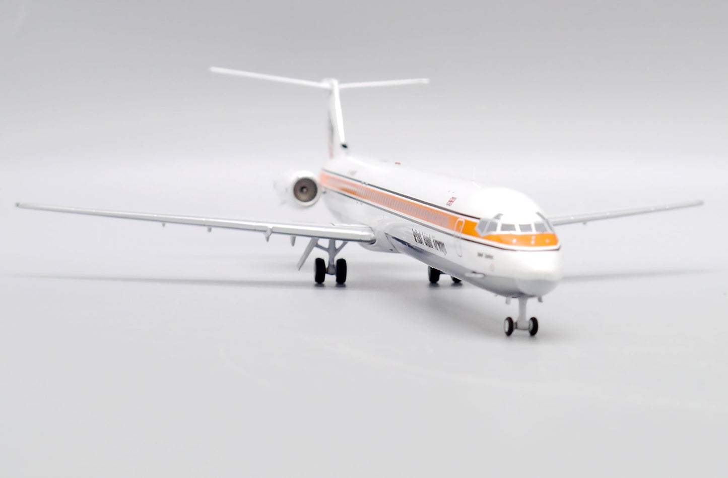 1/200 British Island Airways MD83 (GBNSB)