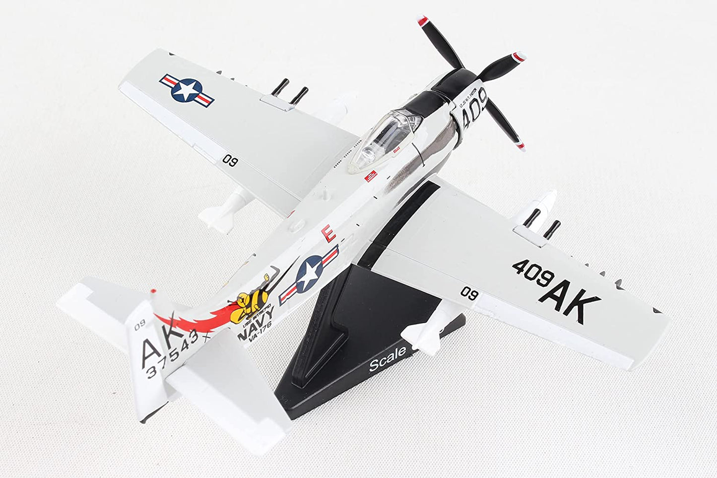 1/110 A1H Skyraider - Papoose Flight -