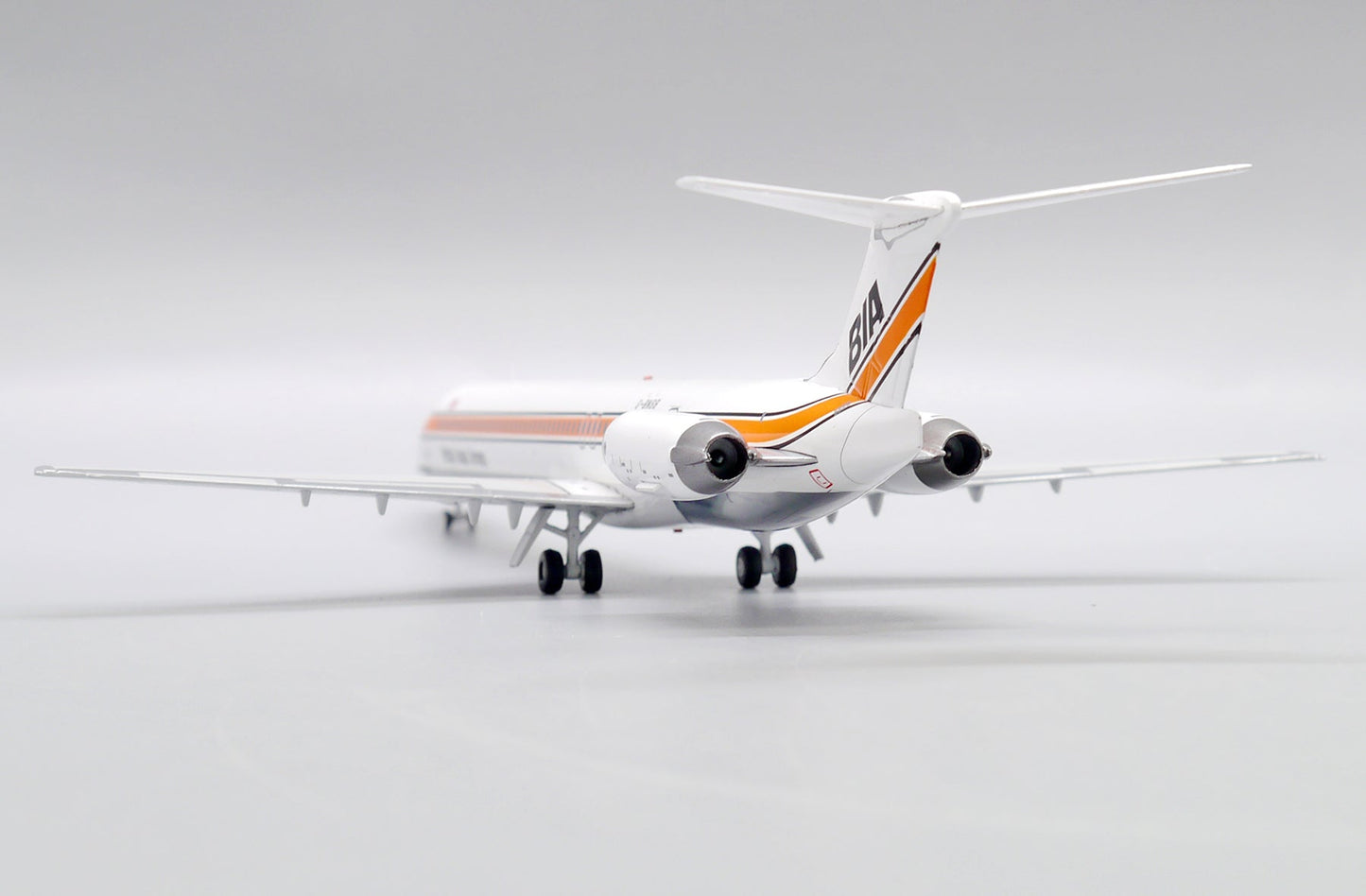 1/200 British Island Airways MD83 (GBNSB)