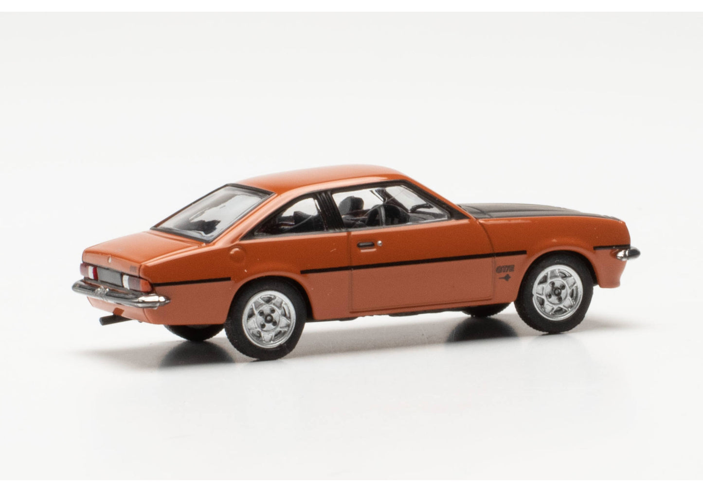 1/87 Opel Manta B Sienna Red