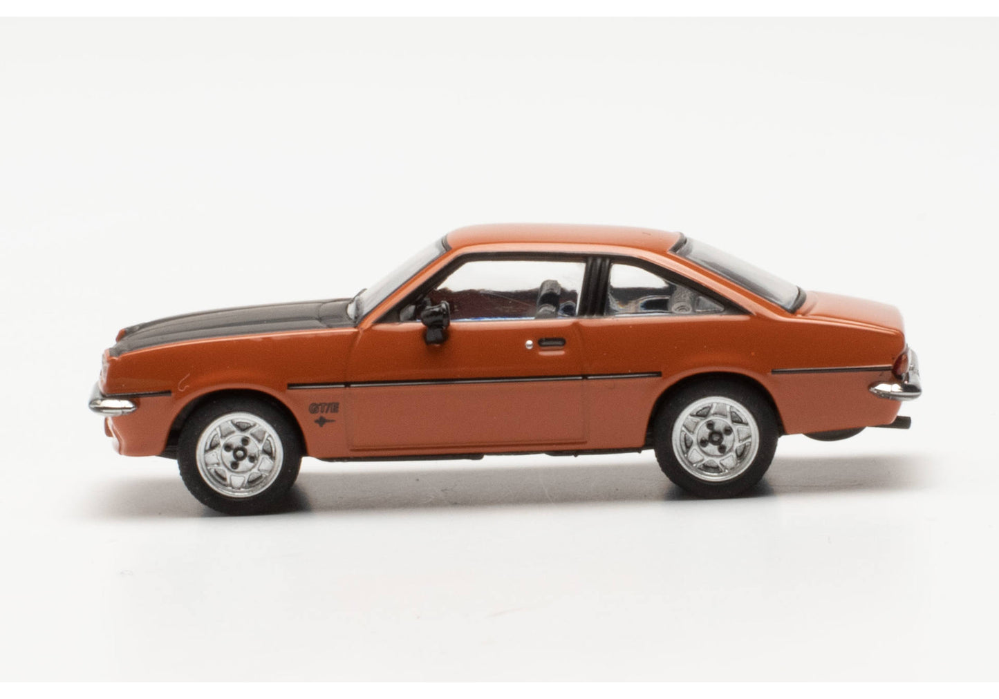 1/87 Opel Manta B Sienna Red