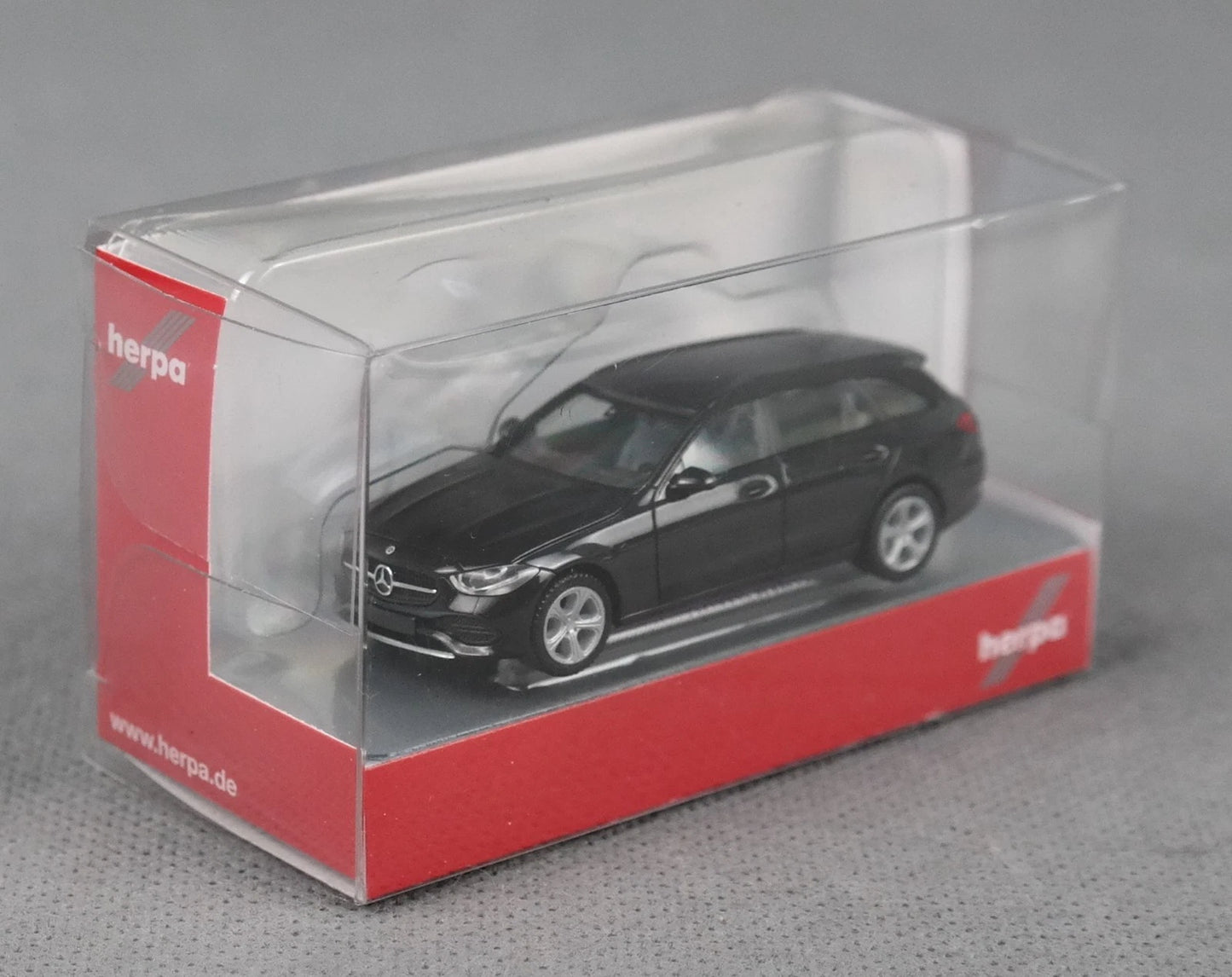 1/87 Mercedes C-Class T Model Black