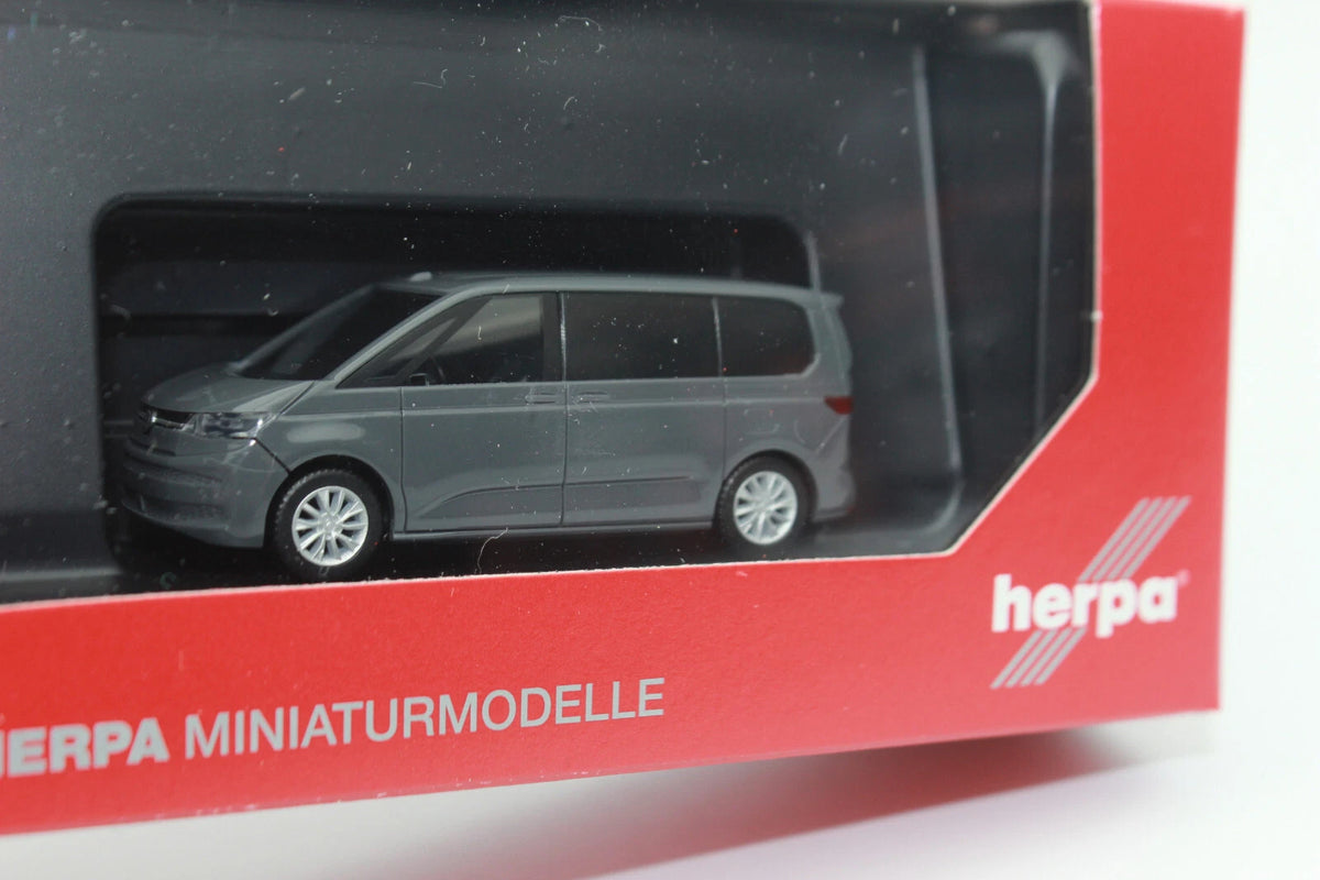 1/87 VW Multivan Pure Grey
