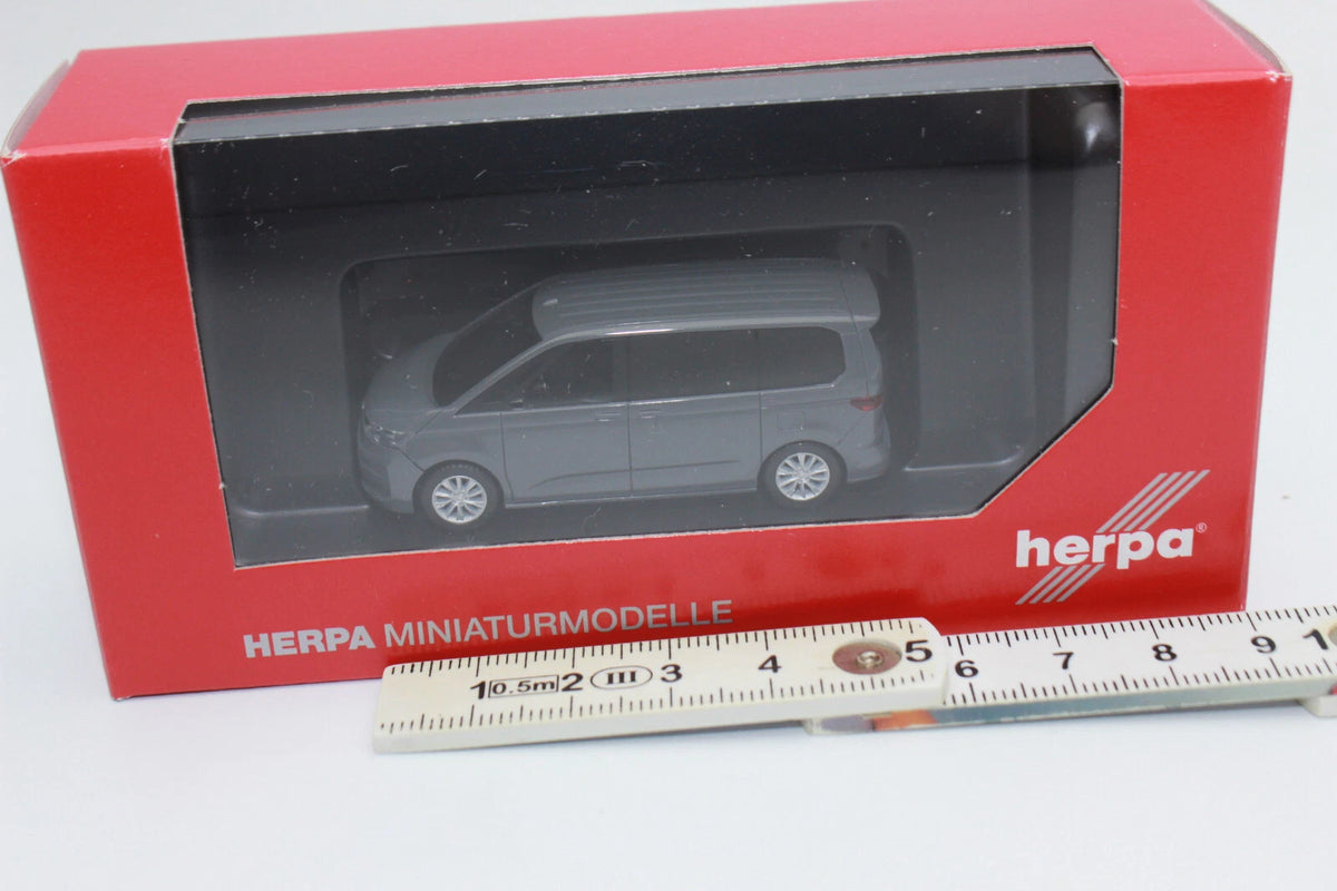 1/87 VW Multivan Pure Grey
