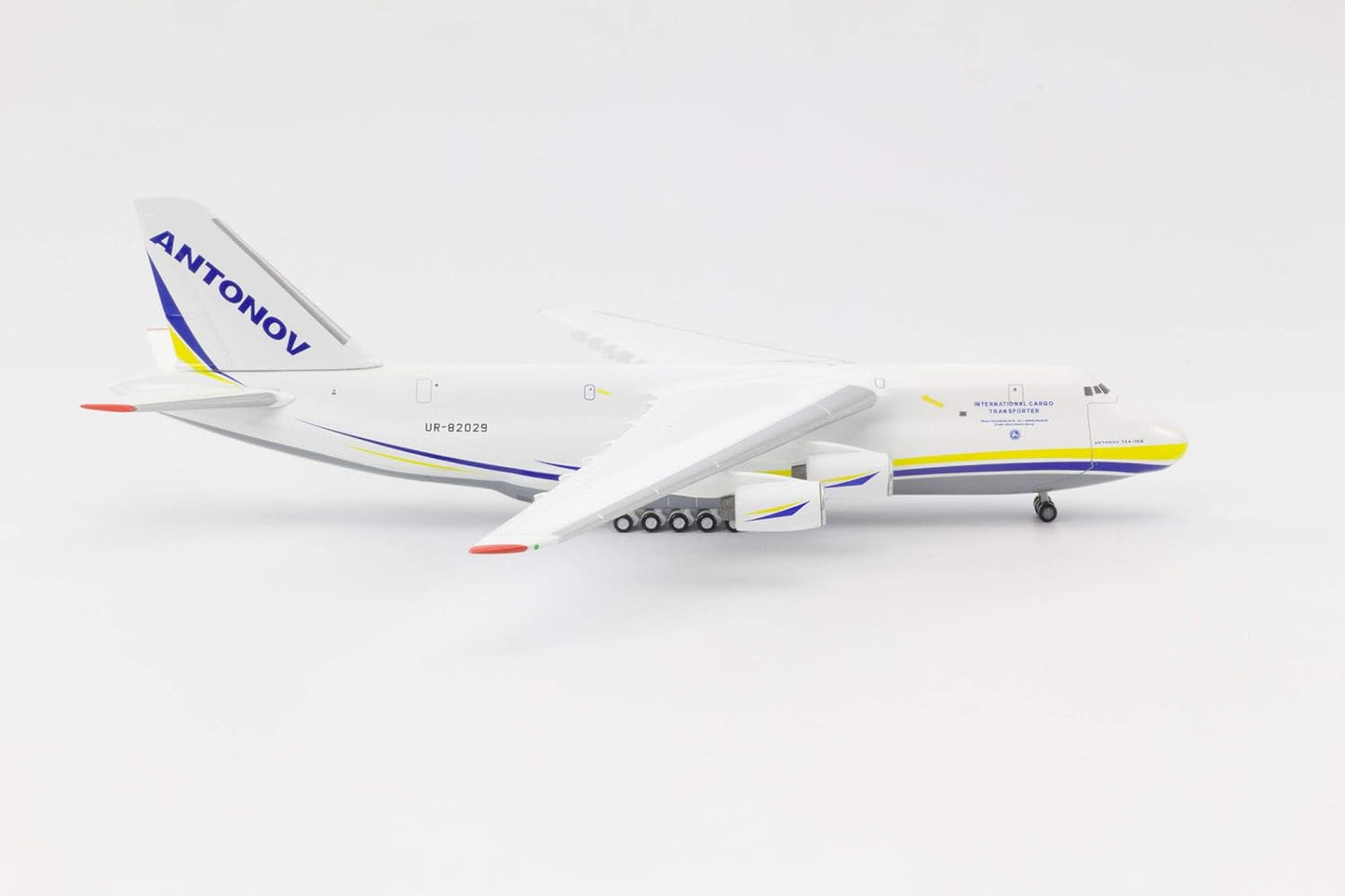 1/500 Antonov Airlines Antonov AN-124 Ruslan UR-82029