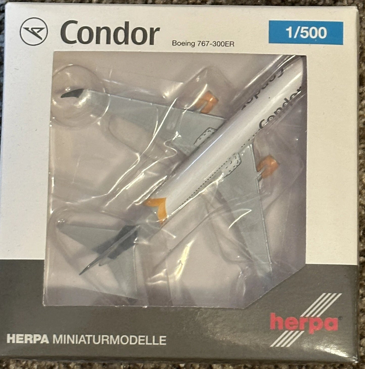 1/500 Condor Boeing 767-300ER "Sunny Heart" Colors