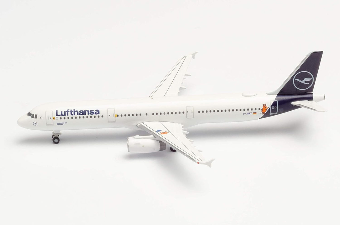 1/500 United Airlines Boeing 737-800 New 2019 Colors N37267
