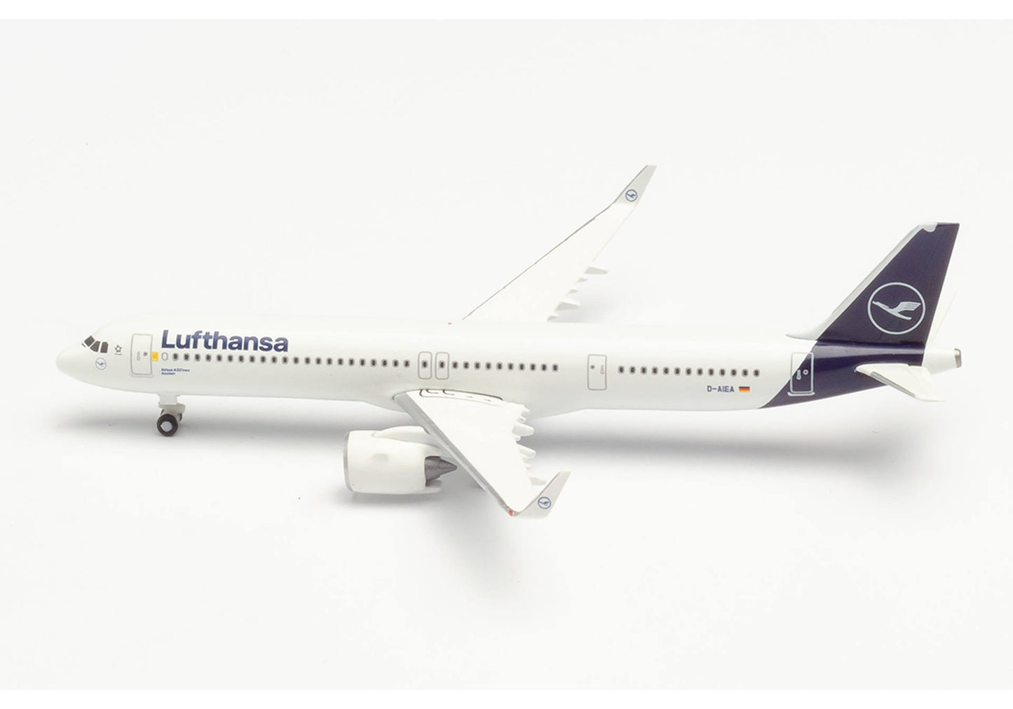1/500 Lufthansa Airbus A321neo D-AIEA Aachen