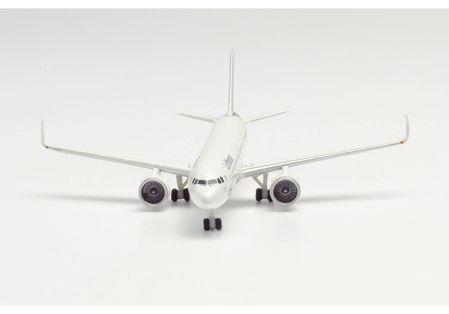 1/500 Lufthansa Airbus A321neo D-AIEA Aachen