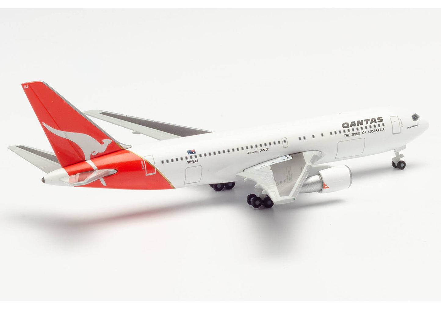 1/500 Qantas Boeing 767-200 VH-EAJ "City of Wollongong" Centenary Series