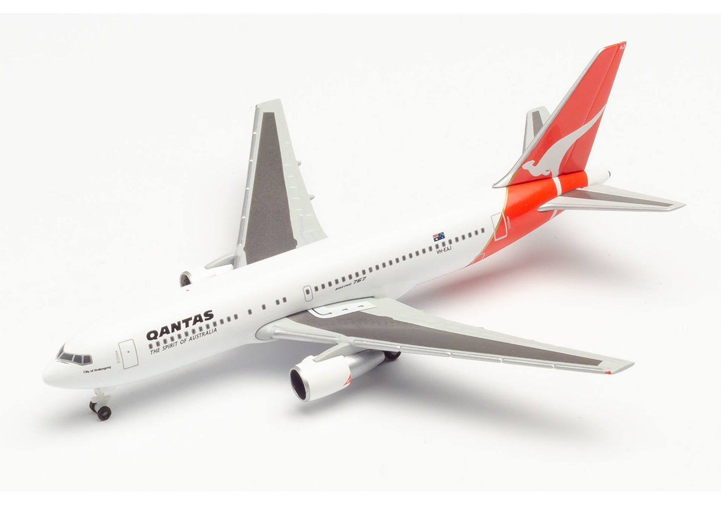 1/500 Qantas Boeing 767-200 VH-EAJ "City of Wollongong" Centenary Series