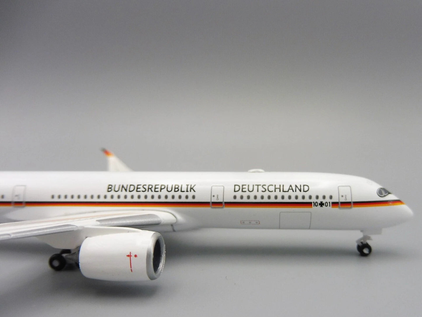 1/500 Luftwaffe Flugbereitschaft Airbus A350-900 "Konrad Adenauer"