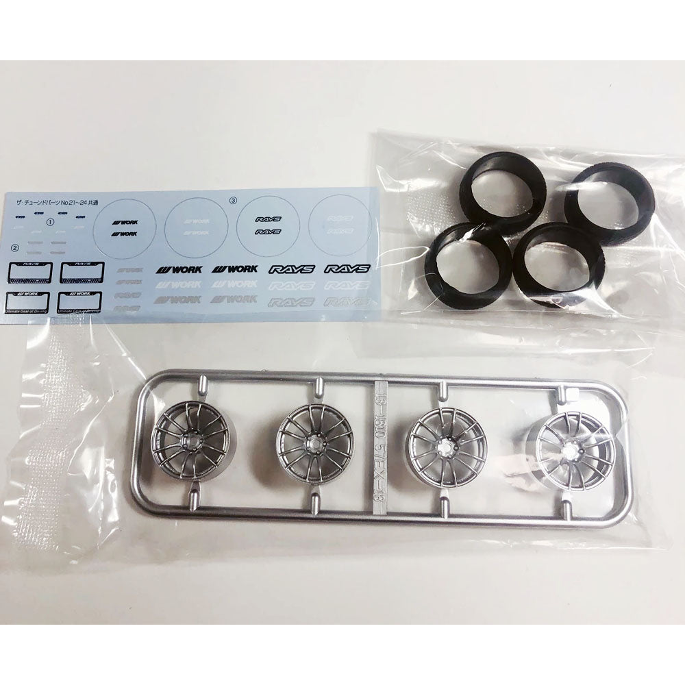 Aoshima - 1/24 GRAM LIGHTS 57 EXTREME 18inch