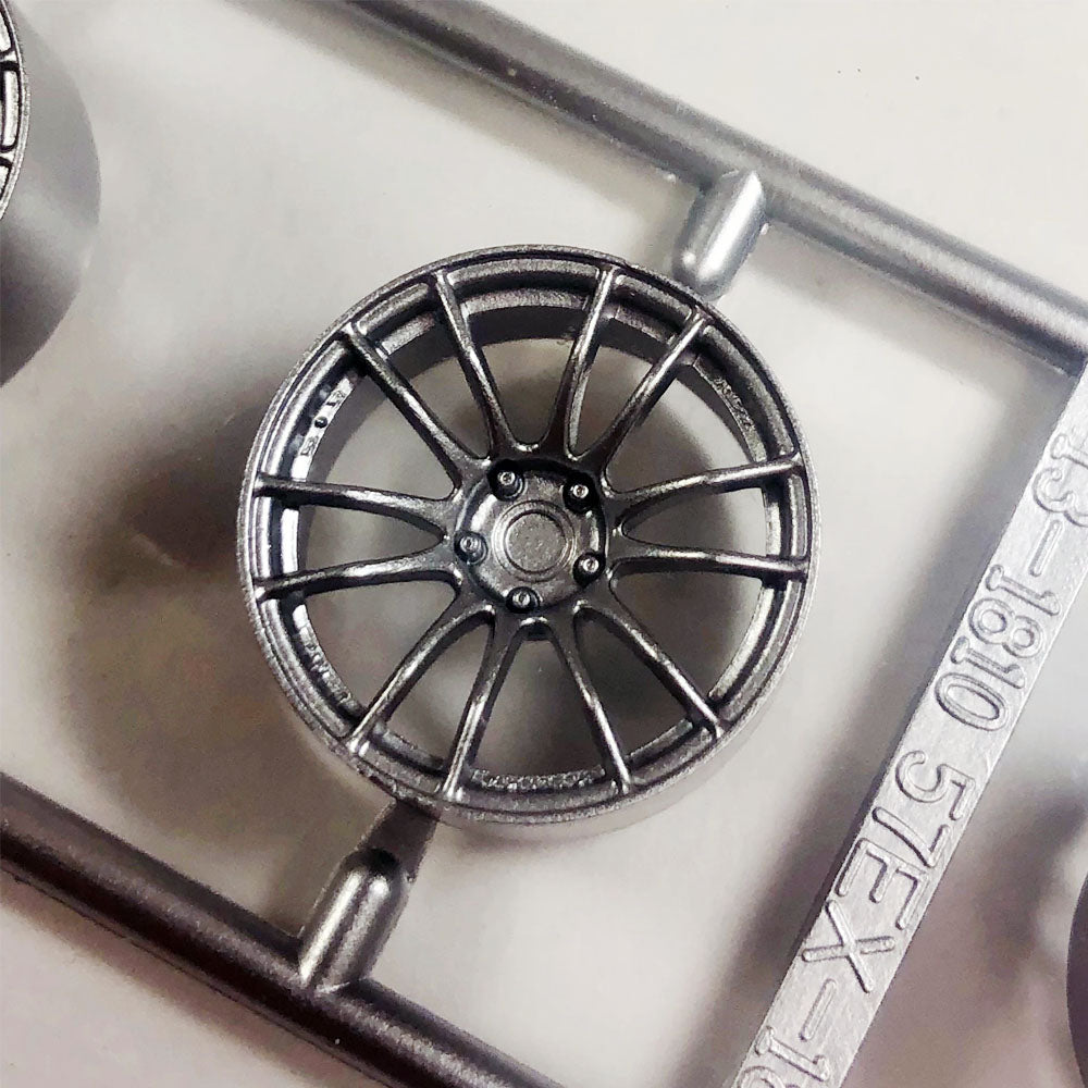 Aoshima - 1/24 GRAM LIGHTS 57 EXTREME 18inch