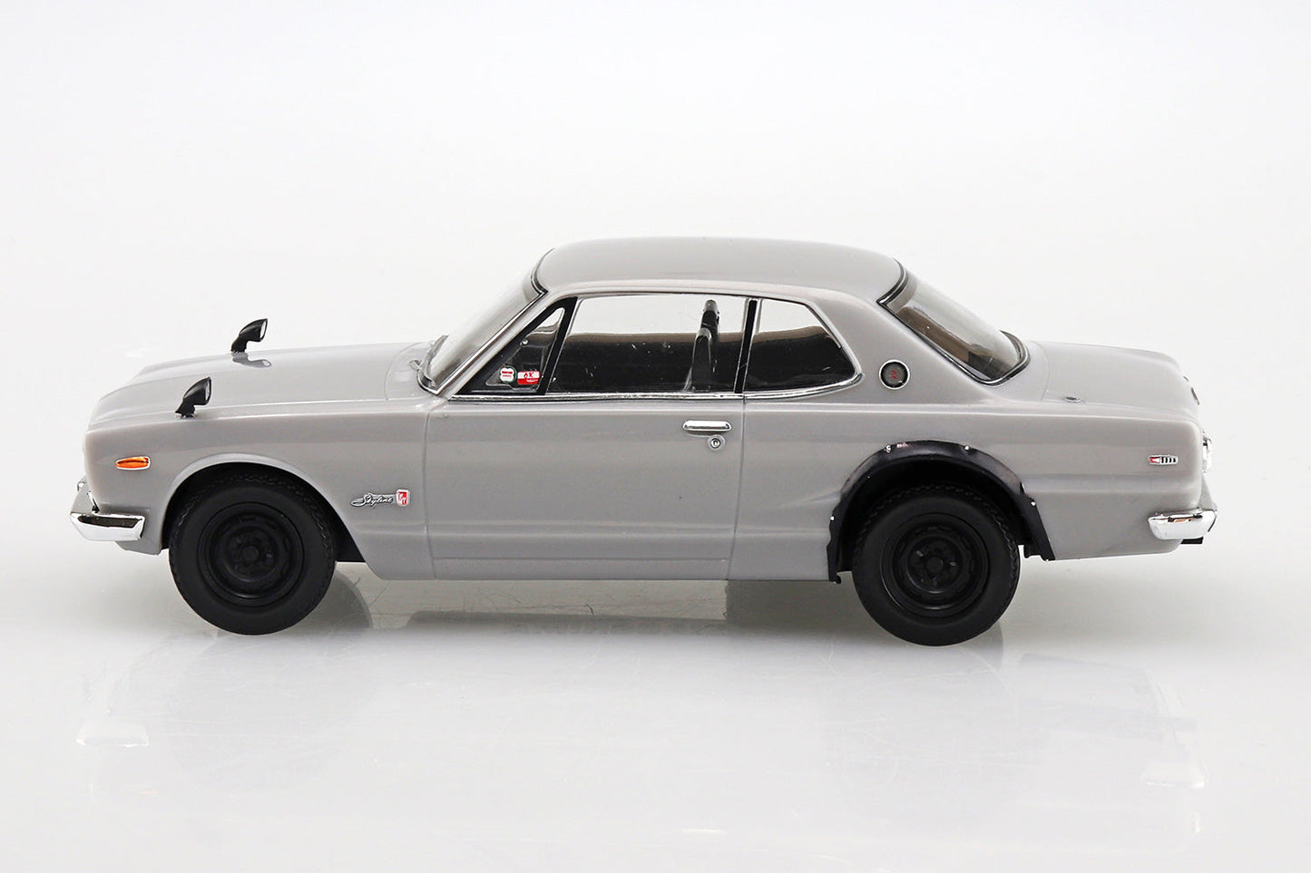 1/32 SNAP NISSAN SKYLINE 2000 GT-R (Silver)
