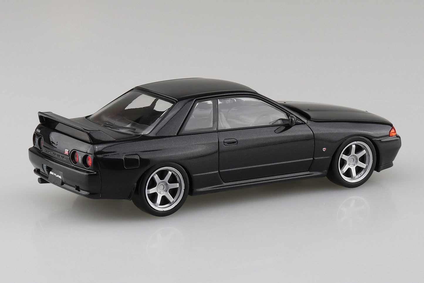 1/32 SNAP NISSAN R32 SKYLINE GT-R CUSTOM WHEEL (Black Pearl Metallic)