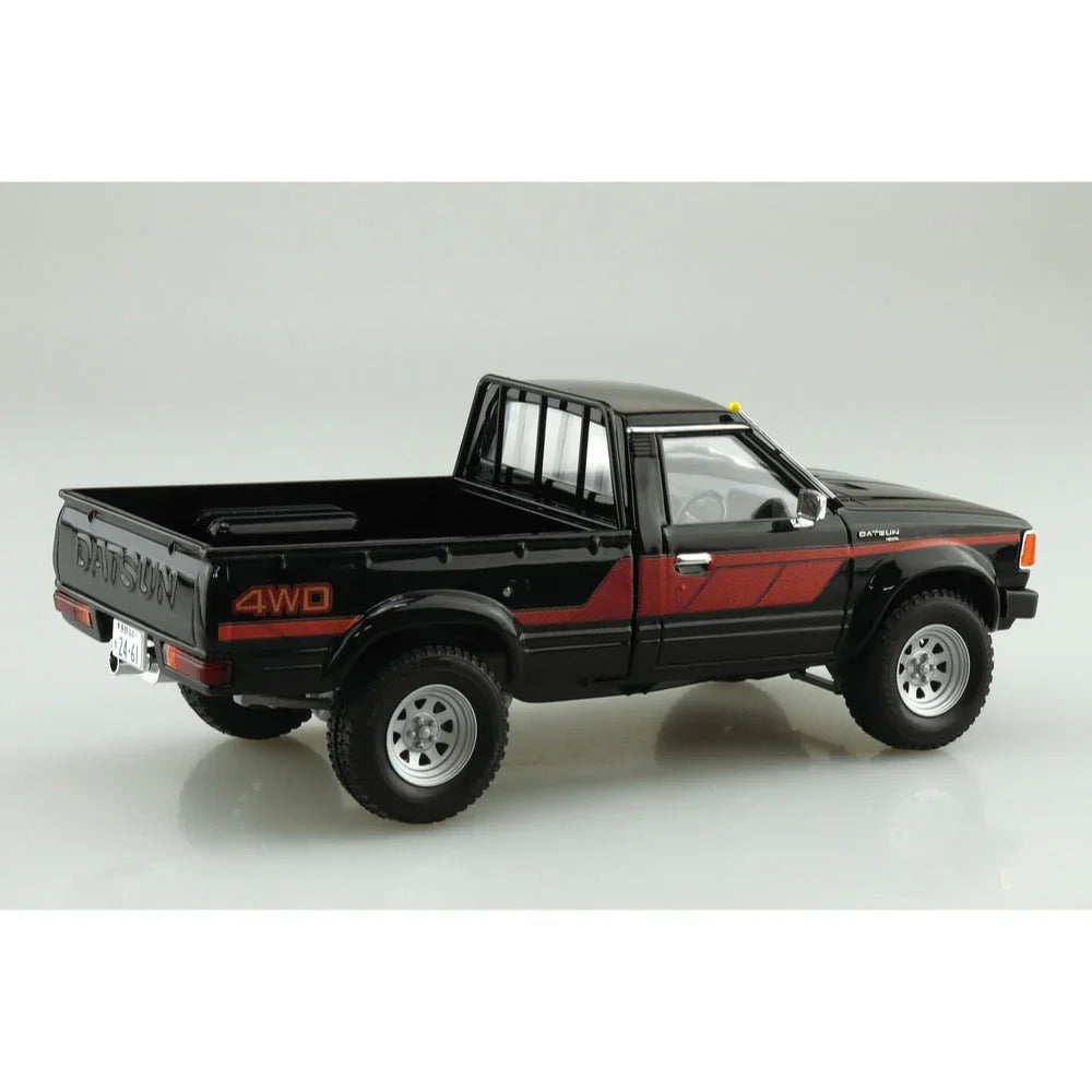 1/24 720 DATSUN TRUCK LIFT UP CUSTOM '82 (Nissan)