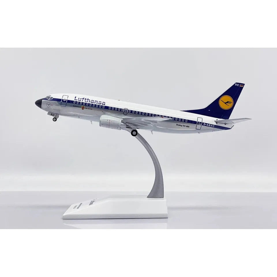 1/200 Lufthansa Boeing 737-300 "Polished" Reg: D-ABXC with Stand