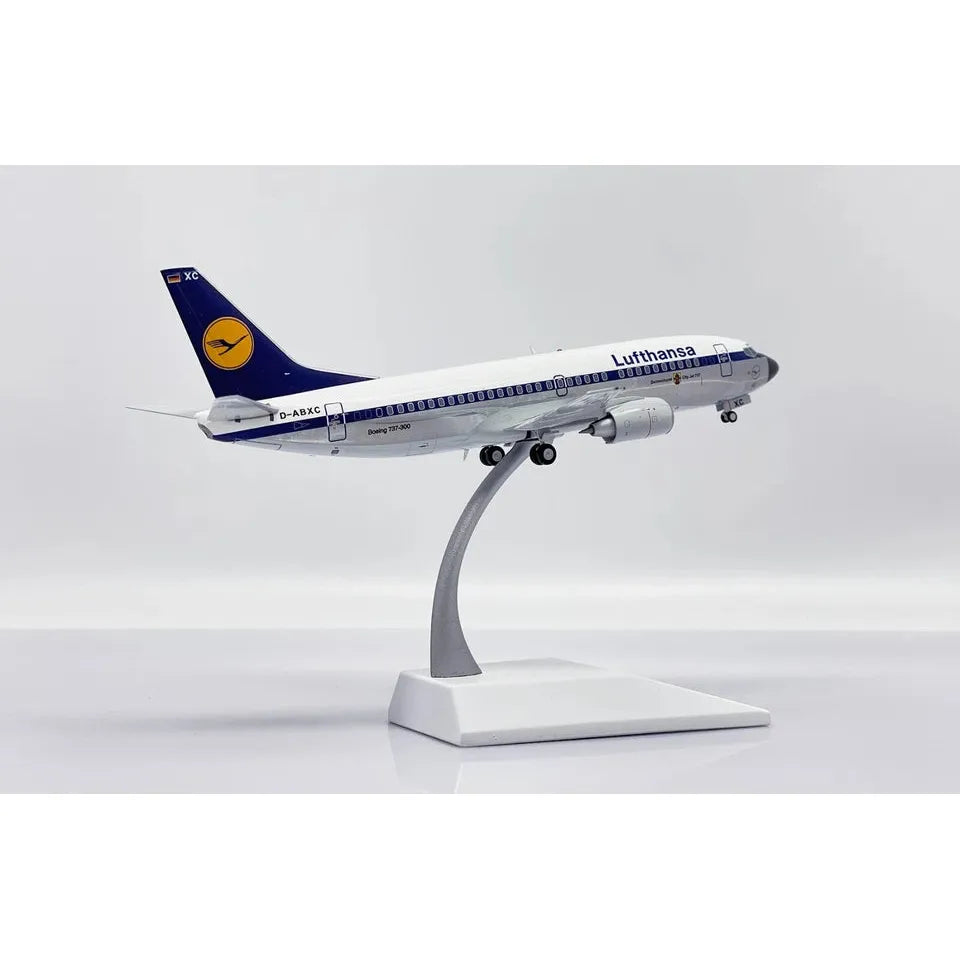 1/200 Lufthansa Boeing 737-300 "Polished" Reg: D-ABXC with Stand