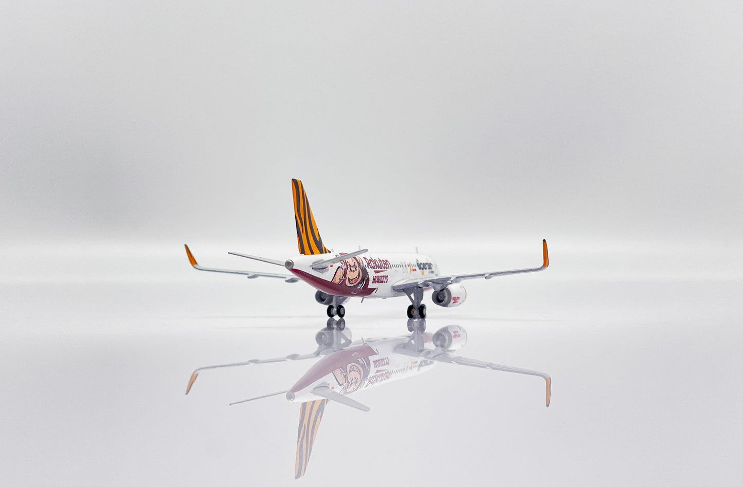 1/400 Tigerair Taiwan Airbus A320 B50006 Rakuten Monkeys Livery