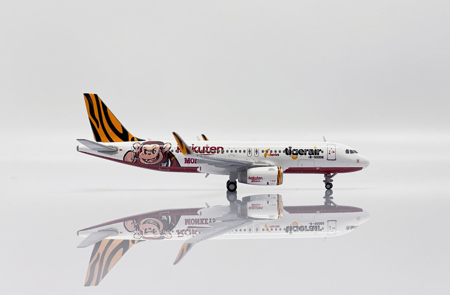 1/400 Tigerair Taiwan Airbus A320 B50006 Rakuten Monkeys Livery