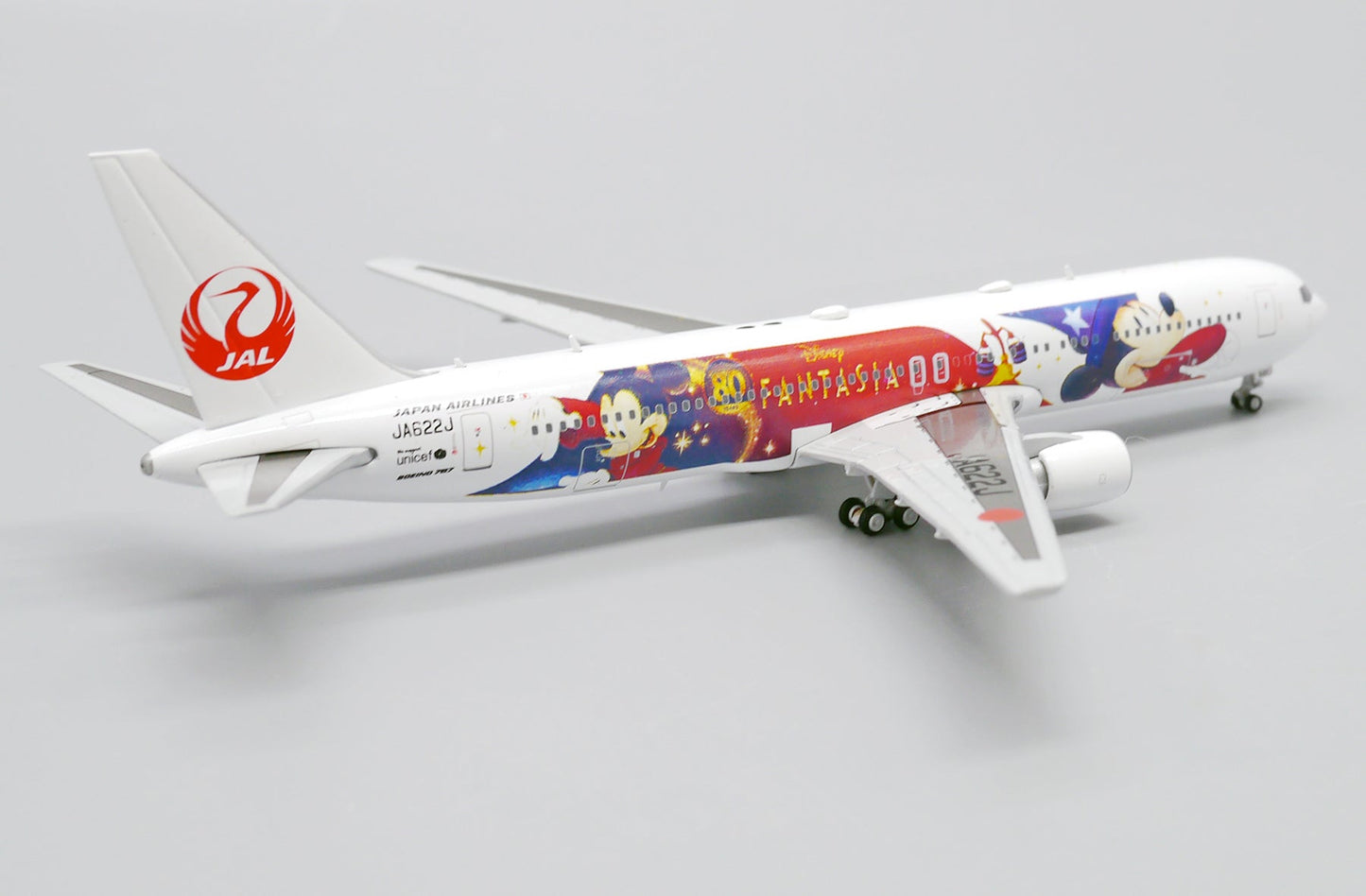 1/400 Japan Airlines B767300(ER) Disney Fantasia (JA622J)