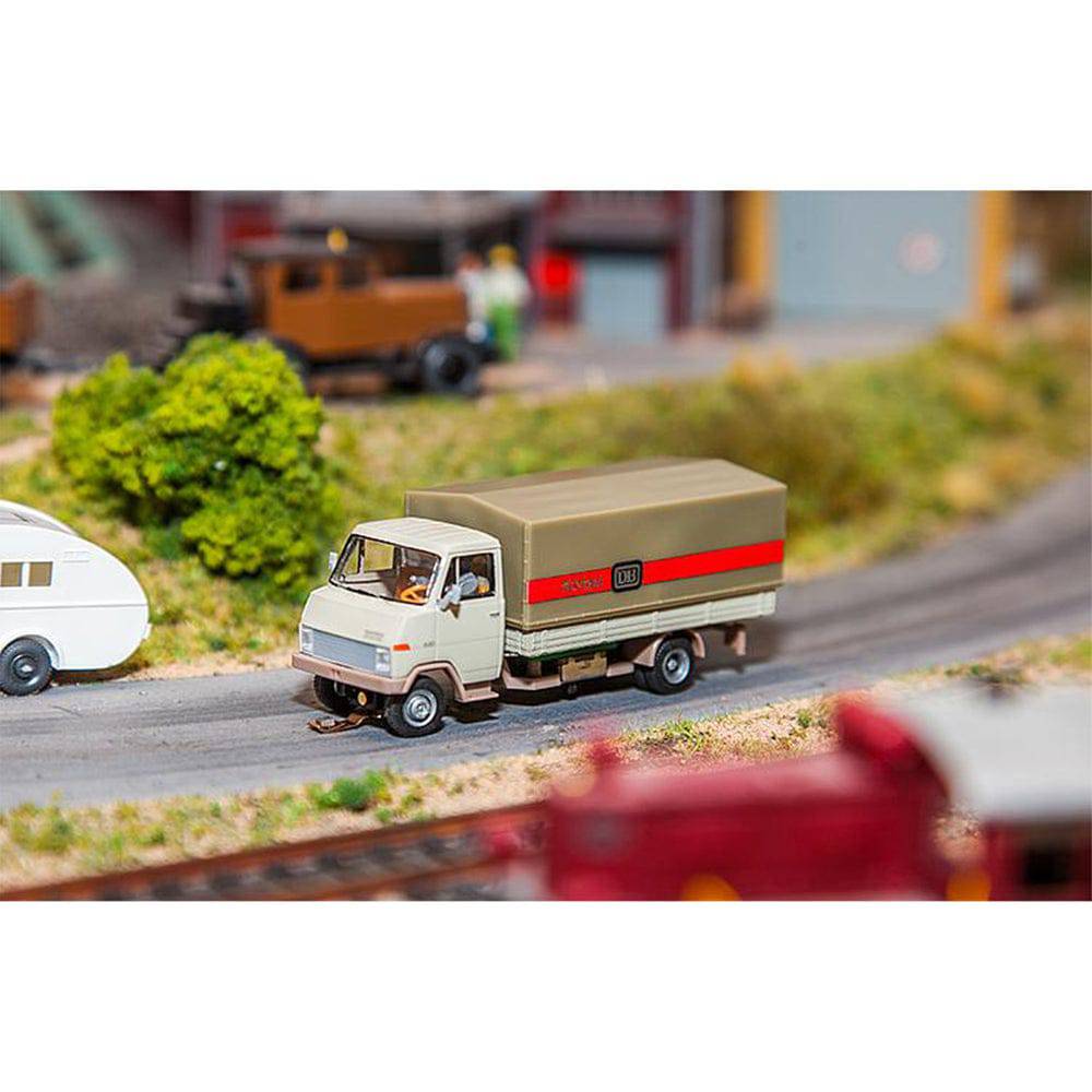 HO Flat Bed Truck Hanomag-Henschel DB