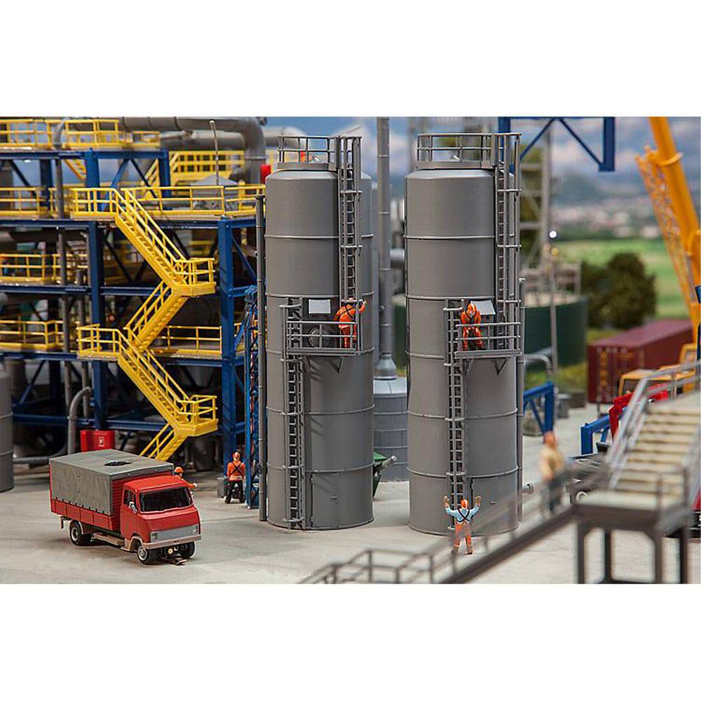 HO Industrial Storage Tank