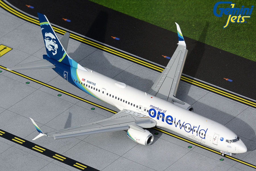 1/200 Alaska Airlines B737900ER N487AS oneworld livery w/ flaps down