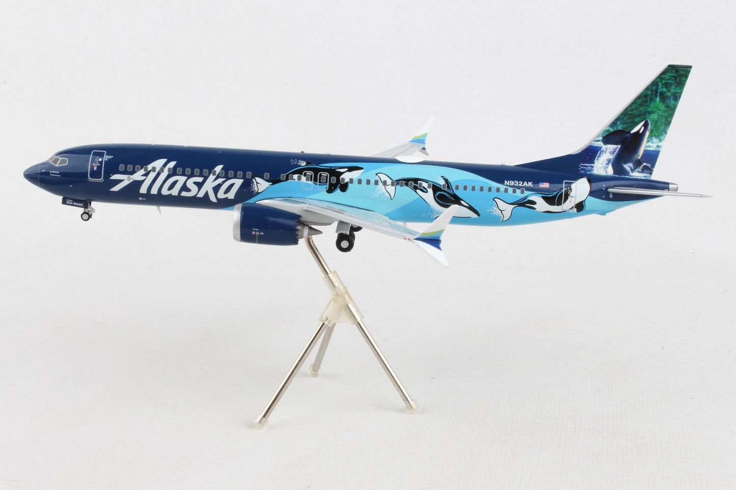 1/200 Alaska Airlines B7379 Max Whales (N932AK)