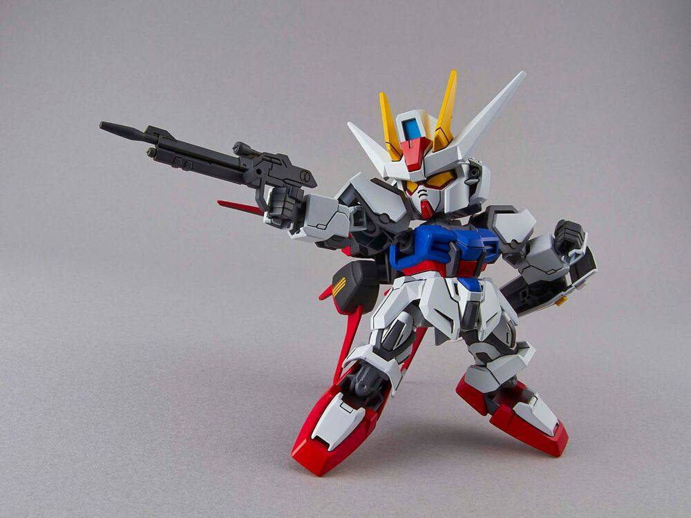 SD GUNDAM EXSTANDARD 002 AILE STRIKE GUNDAM