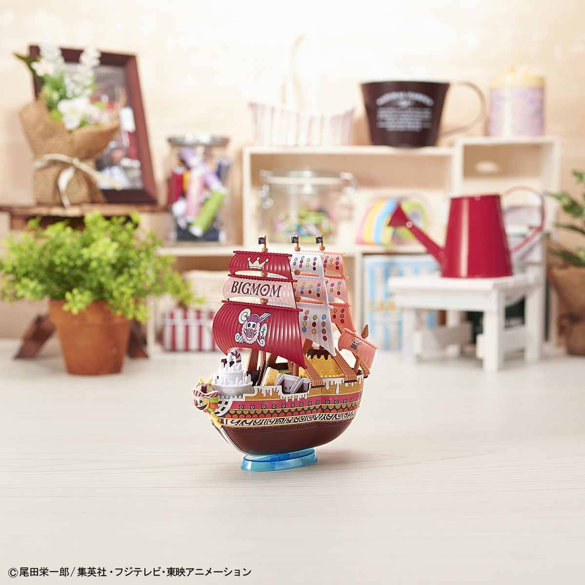 Bandai - ONE PIECE GRAND SHIP COLLECTION QUEEN-MAMA-CHANTER