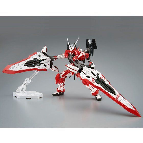 MG 1/100 MBF02VV GUNDAM ASTRAY TURN RED