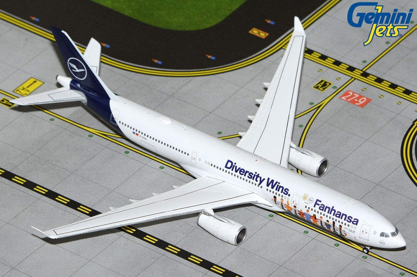 1/400 Lufthansa A330-300 D-AIKQ "Fanhansa Diversity Wins"