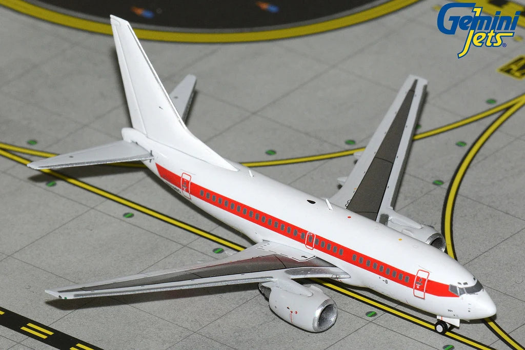 1/400 EG&G Janet B737-600 N319BD