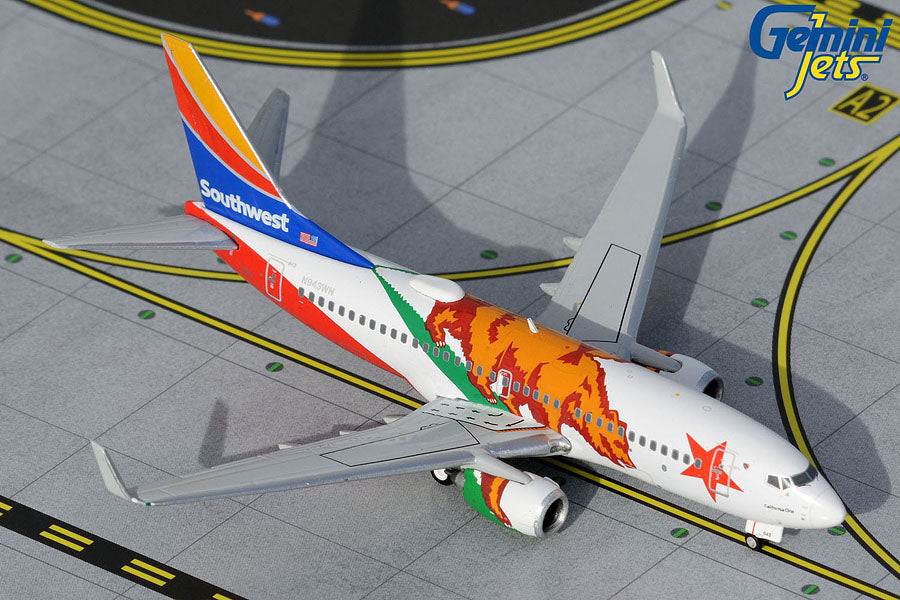 1/400 Southwest Airlines B737700 N943WN California One?