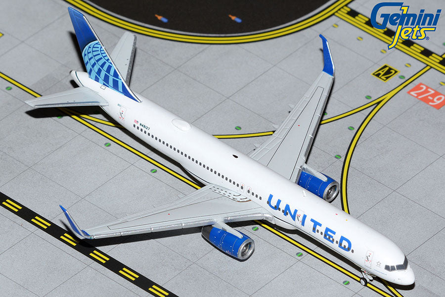 1/400 United Airlines B757200W N48127 (new livery)