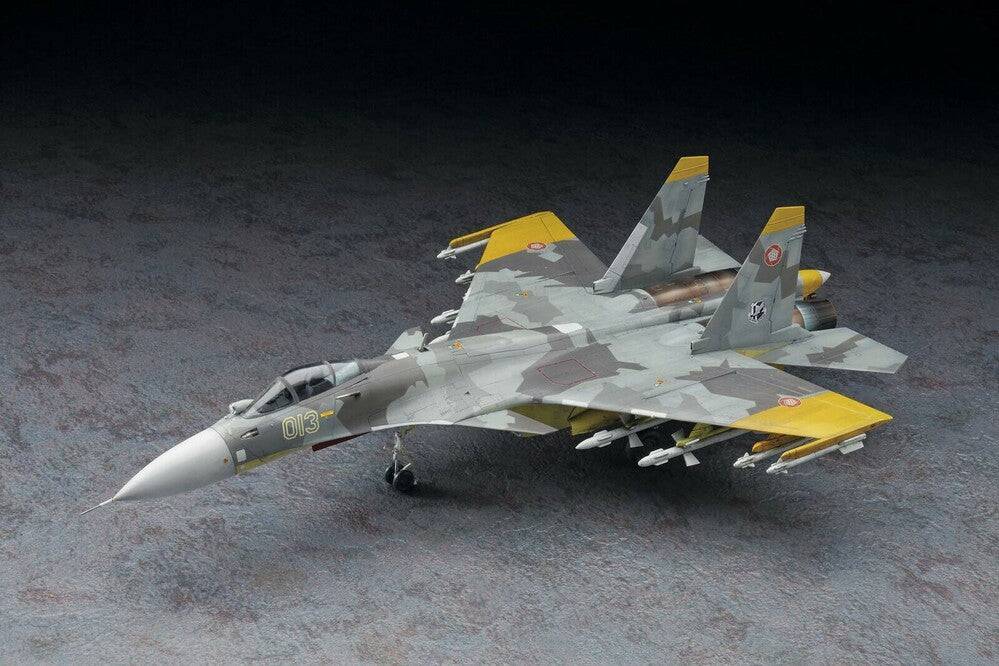 1/72 Su-33 FLANKER D - ACE COMBAT YELLOW 13 -
