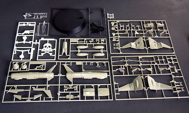 1/72 SPACE PIRATE CAPTAIN HERLOCK SPACE WOLF SW190