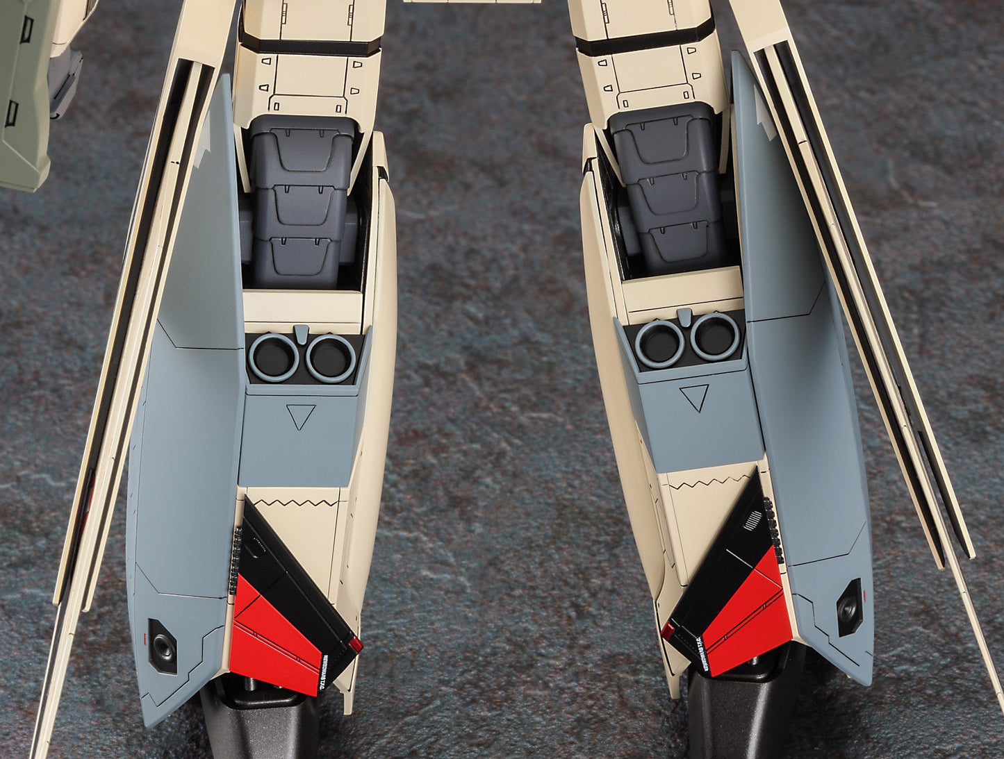 1/72 YF-19 Battroid "Macross Plus"