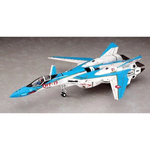 1/72 YF19 DEMONSTRATOR