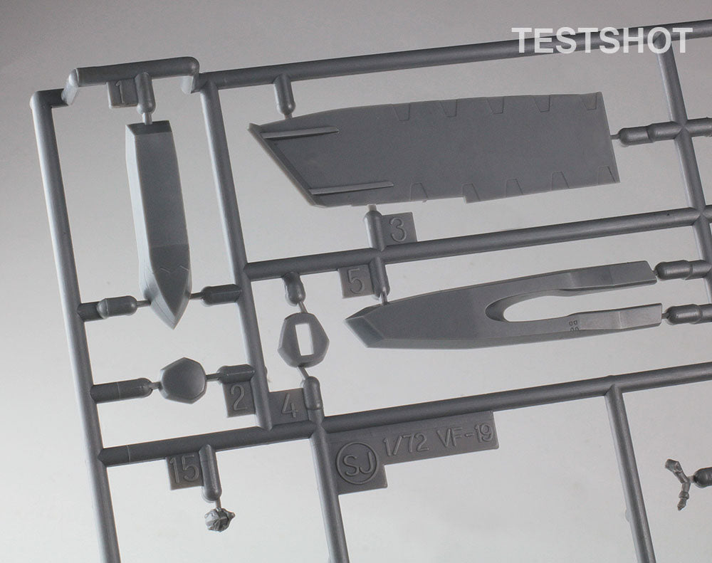 1/72 VF-19EF/A ISAMU SPECIAL "MACROSS FRONTIER"