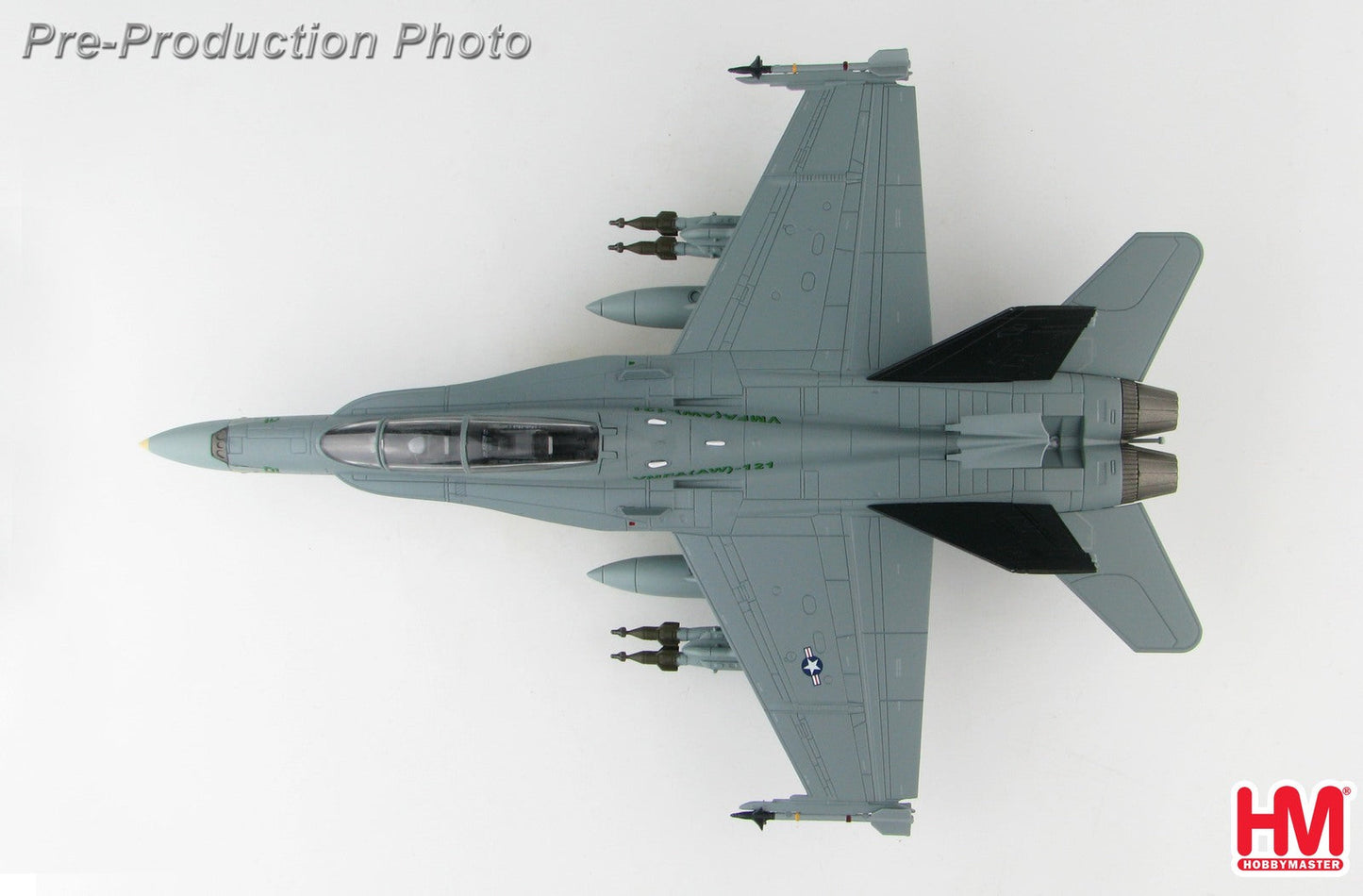 1/72 McDonnell Douglas F/A-18D Hornet 164685 VMFA(AW)-121 Green Knights 2004