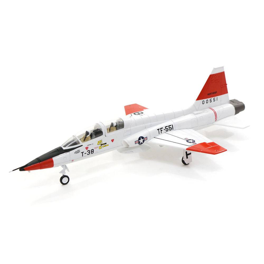 1/72 T-38A Talon - Jackie Cochran - 61