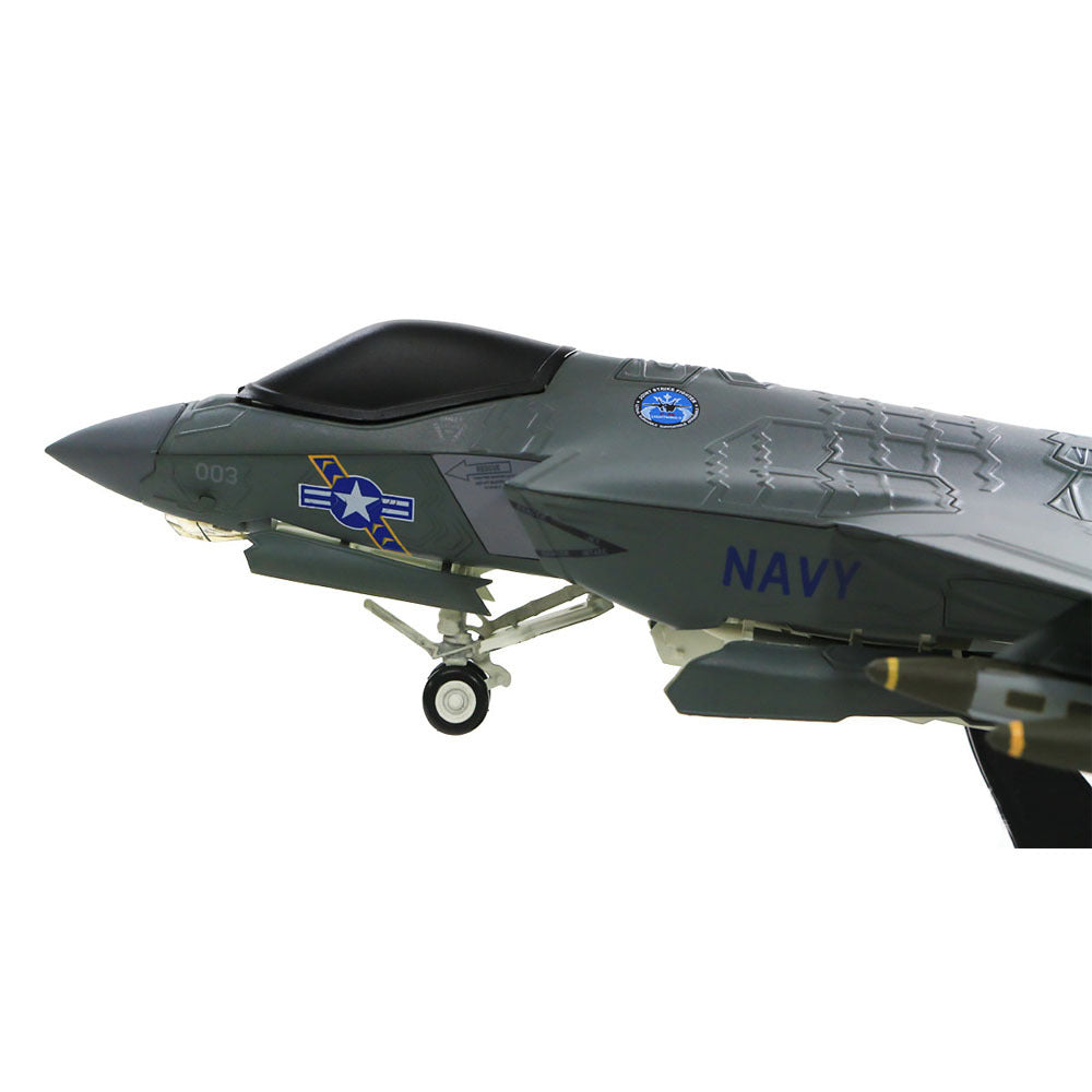 1/72 Lockheed Martin F-35C 003 ? Pole Test Scheme - 2012